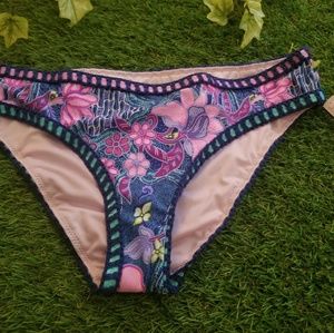 NWT Victoria Secret bikini bottoms